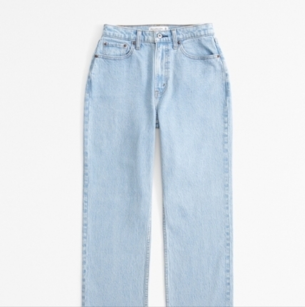 Abercrombie & Fitch Curve Love High Rise Vintage Straight Jean